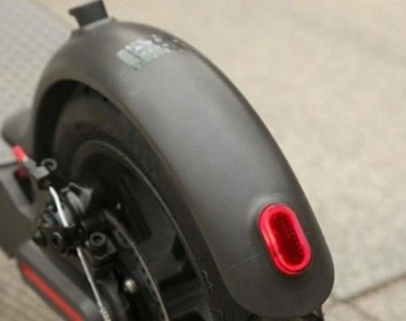 2022 Zestaw zabezpieczający przed błotem z tylnych kół dla skuterów elektrycznych Akcesoria do skuterów profesjonalnych
