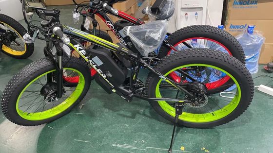 Zamarznięcie tarczowe 72V 2000W Dwukrotny tylny silnik 23AH Bateria litowa 26&quot;x4.0&quot; Fat Tire Electric Bike