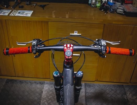 130mm * 30mm ENLEE Silica Gel Rower Ręcznik Bar uchwycić nadaje się do rowerów terenowych